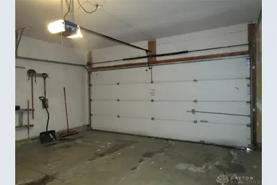 320 Sagebrush Drive, Englewood, OH 45315 - Photo 30