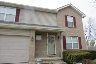 320 Sagebrush Dr, Englewood, OH 45315 - Photo 2