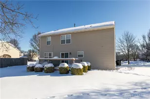 320 Sagebrush Dr, Englewood, OH 45315 - Photo 2