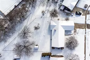 1117 Scenic Ct, Troy, OH 45373 - Photo 6