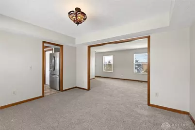 1102 Lord Fitzwalter Drive, Miamisburg, OH 45342 - Photo 14