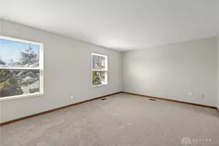 1102 Lord Fitzwalter Dr, Miamisburg, OH 45342 - Photo 10