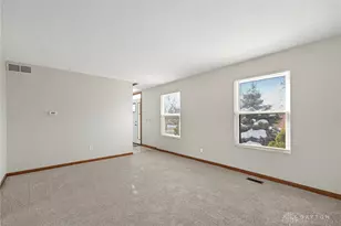 1102 Lord Fitzwalter Dr, Miamisburg, OH 45342 - Photo 12