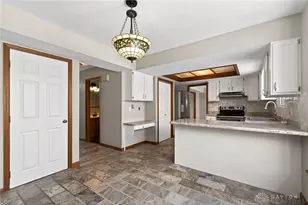 1102 Lord Fitzwalter Dr, Miamisburg, OH 45342 - Photo 22