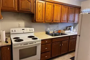 345 Murchison Ln, Dayton, OH 45431 - Photo 6