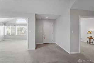 2016 Wentworth Village Dr, Bellbrook, OH 45305 - Photo 4