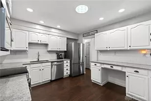 2243 Pin Oak Ct, Miamisburg, OH 45342 - Photo 8