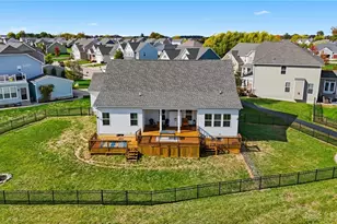 3318 Heatherstone Dr, Troy, OH 45373 - Photo 4