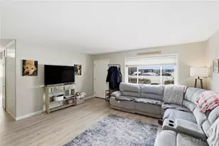 330 Stubbs Dr, Dayton, OH 45426 - Photo 6