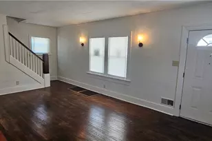 439 W Fairview Ave, Dayton, OH 45405 - Photo 2