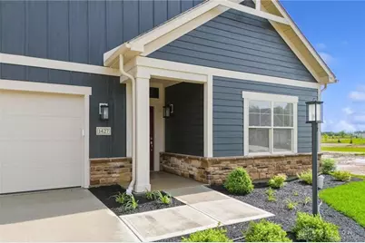 1427 Triple Crown Way, Beavercreek Twp, OH 45385 - Photo 4