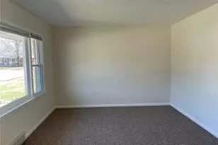 572 Van Tress Dr, Fairborn, OH 45324 - Photo 4