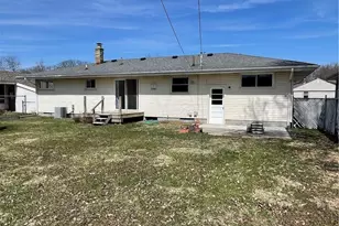 572 Van Tress Dr, Fairborn, OH 45324 - Photo 2