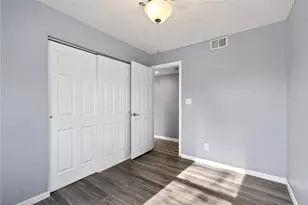 1107 Rossiter Dr, Dayton, OH 45417 - Photo 16