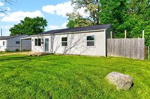 1107 Rossiter Dr, Dayton, OH 45417 - Photo 2
