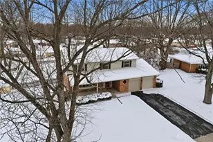 1929 Willowgreen Dr, Beavercreek, OH 45432 - Photo 50