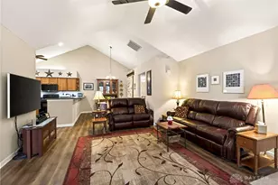 1632 Turnberry Village Dr, Dayton, OH 45458 - Photo 10