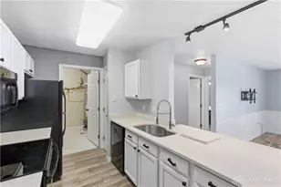 1721 Waterstone Blvd, Washington Twp, OH 45342 - Photo 12