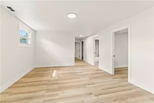 1015 Van Arden Dr, Vandalia, OH 45377 - Photo 28