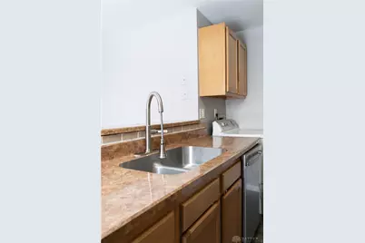 7949 Thistlewood Court, Dayton, OH 45424 - Photo 6