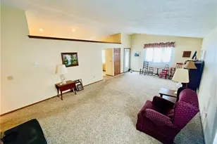 939 Calmer Ernst Blvd, Brookville, OH 45309 - Photo 8