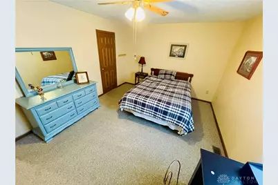 939 Calmer Ernst Boulevard, Brookville, OH 45309 - Photo 14