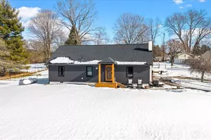 366 N Hampton Rd, Springfield, OH 45504 - Photo 2