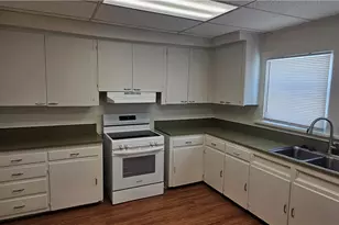 439 W Fairview Ave, Dayton, OH 45405 - Photo 8