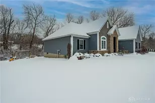 2884 Locke Dr, Beavercreek, OH 45431 - Photo 58