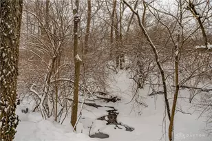 2884 Locke Dr, Beavercreek, OH 45431 - Photo 68