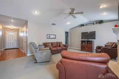 10866 NW Marchant Luttrell Road, Sabina, OH 45169 - Photo 4