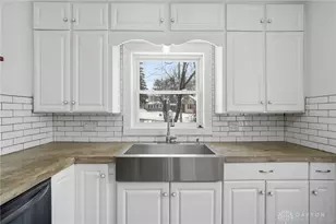 1507 Crescent Blvd, Kettering, OH 45409 - Photo 8