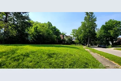 1801 Harvard Boulevard, Dayton, OH 45406 - Photo 2