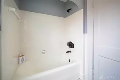 211 Triangle Avenue, Oakwood, OH 45419 - Photo 22