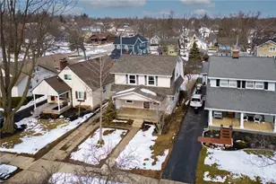 211 Triangle Ave, Oakwood, OH 45419 - Photo 2