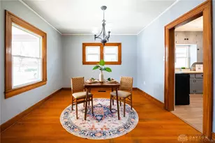 211 Triangle Ave, Oakwood, OH 45419 - Photo 8