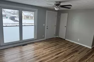 216 Braun St, New Carlisle, OH 45344 - Photo 8