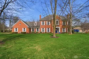 6800 Vienna Woods Trail, Miami Township, OH 45459 - Photo 4