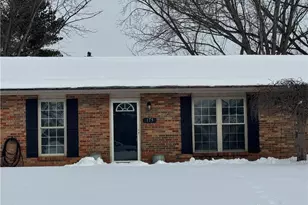 175 Nikki Ct, Franklin, OH 45005 - Photo 2