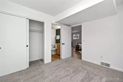 262 Laurel Oak Drive, Dayton, OH 45459 - Photo 34