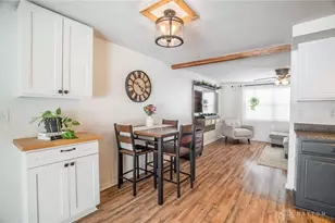 6483 Highbury Rd, Dayton, OH 45424 - Photo 10