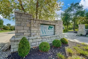 2847 Greenridge Cir, Beavercreek, OH 45431 - Photo 2