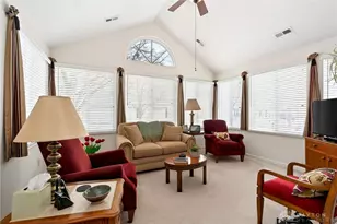 4606 Cobblestone Dr, Tipp City, OH 45371 - Photo 10