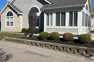 4606 Cobblestone Dr, Tipp City, OH 45371 - Photo 4