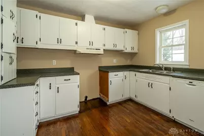 8030 Thomas Road, Middletown, OH 45042 - Photo 4