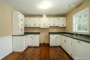 8030 Thomas Rd, Middletown, OH 45042 - Photo 12