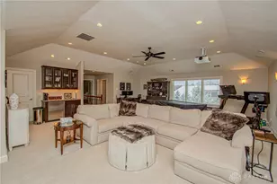 9428 Old Bridge Dr, Dayton, OH 45458 - Photo 36