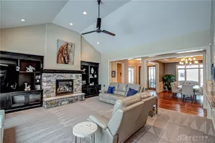 9428 Old Bridge Dr, Dayton, OH 45458 - Photo 14