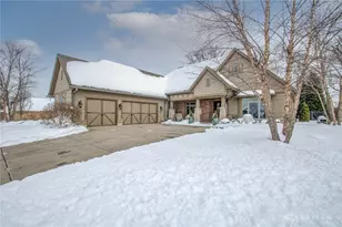 9428 Old Bridge Dr, Dayton, OH 45458 - Photo 2