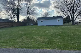 215 Rooney Dr, Urbana, OH 43078 - Photo 4